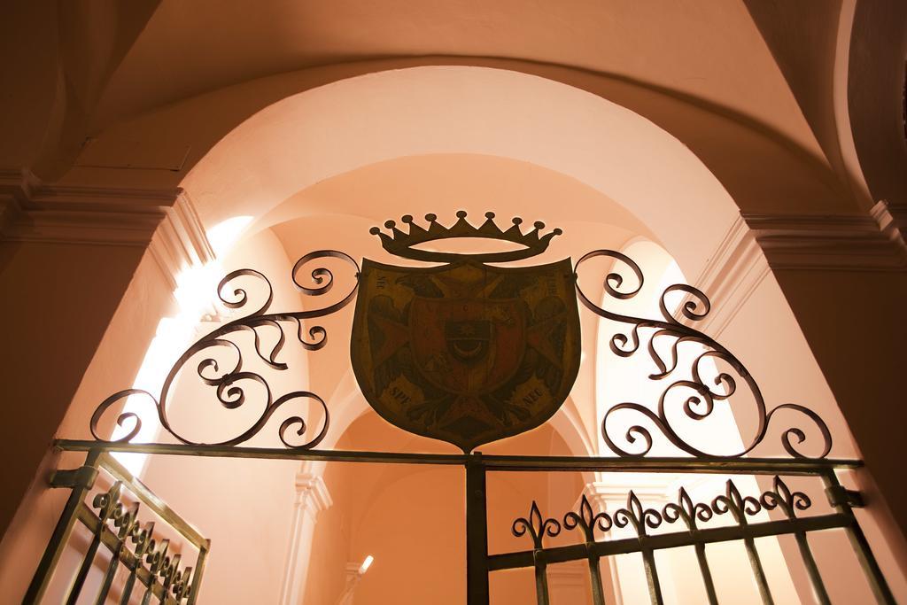 Palazzo Carletti Bed & Breakfast Montepulciano Ngoại thất bức ảnh